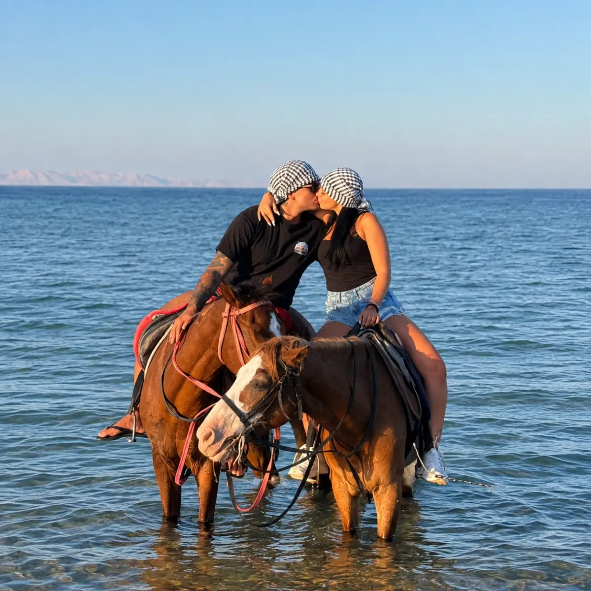 Passeggiata a cavallo tra deserto e mare